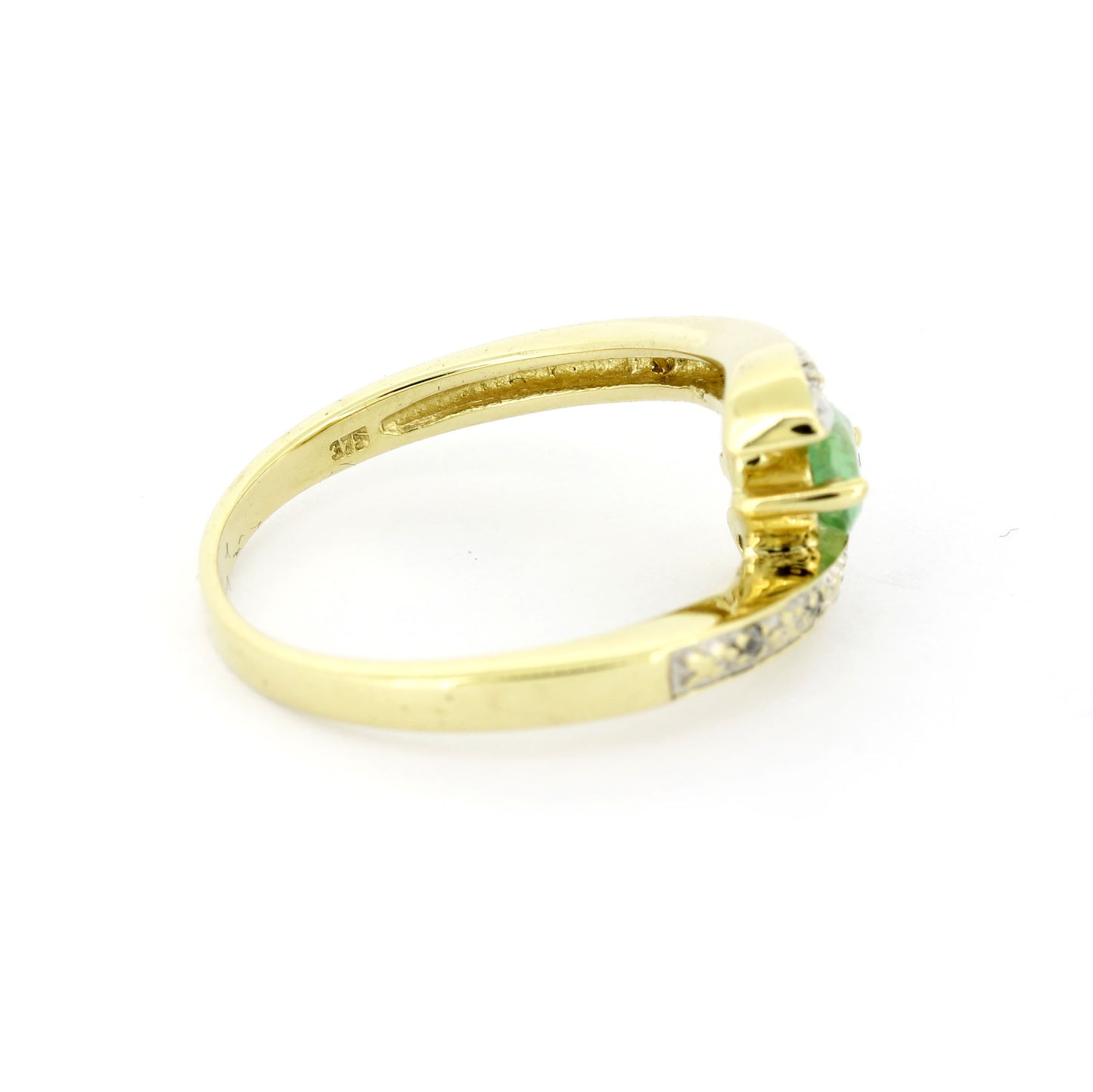 Ring 375 Gold 9 kt - Topas & kleine Diamanten - Wert 280,-