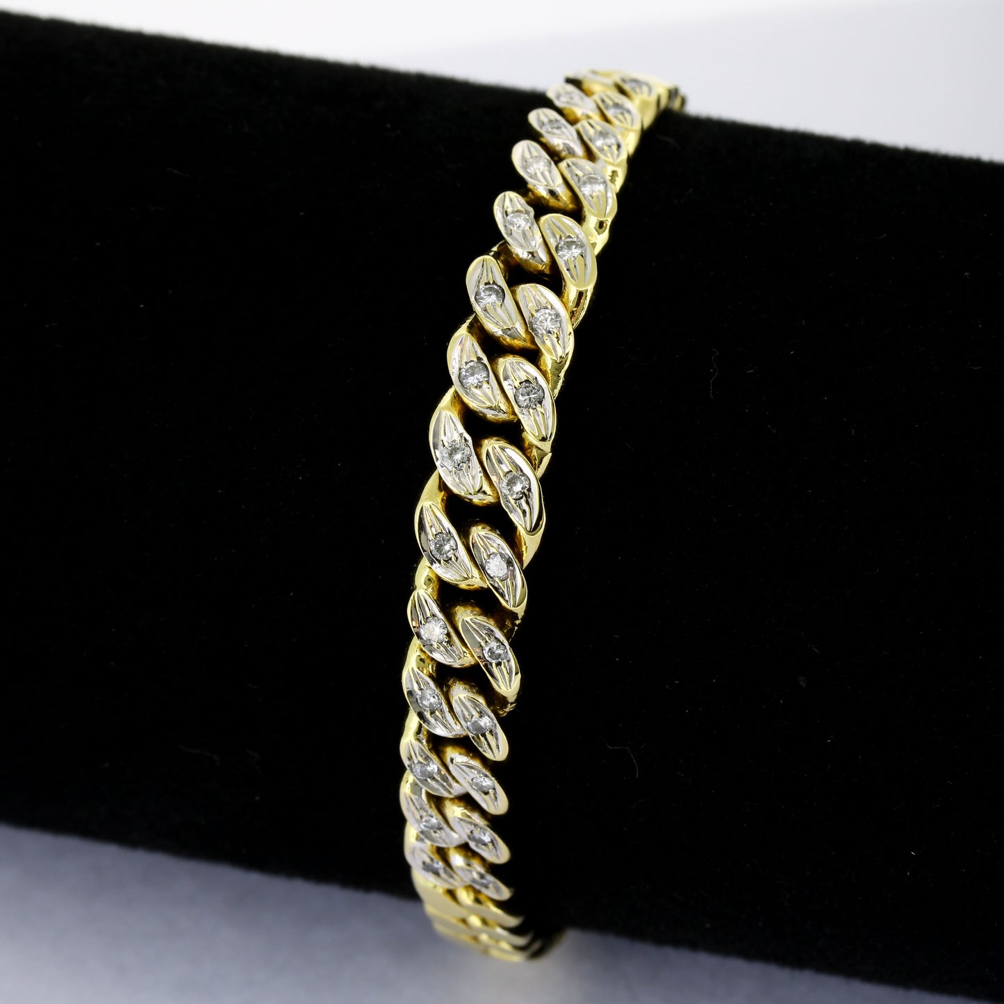 Armband 750 Gold 14 kt - Brillanten 0,28ct - Länge: 21,5 cm - Wert 4050,-