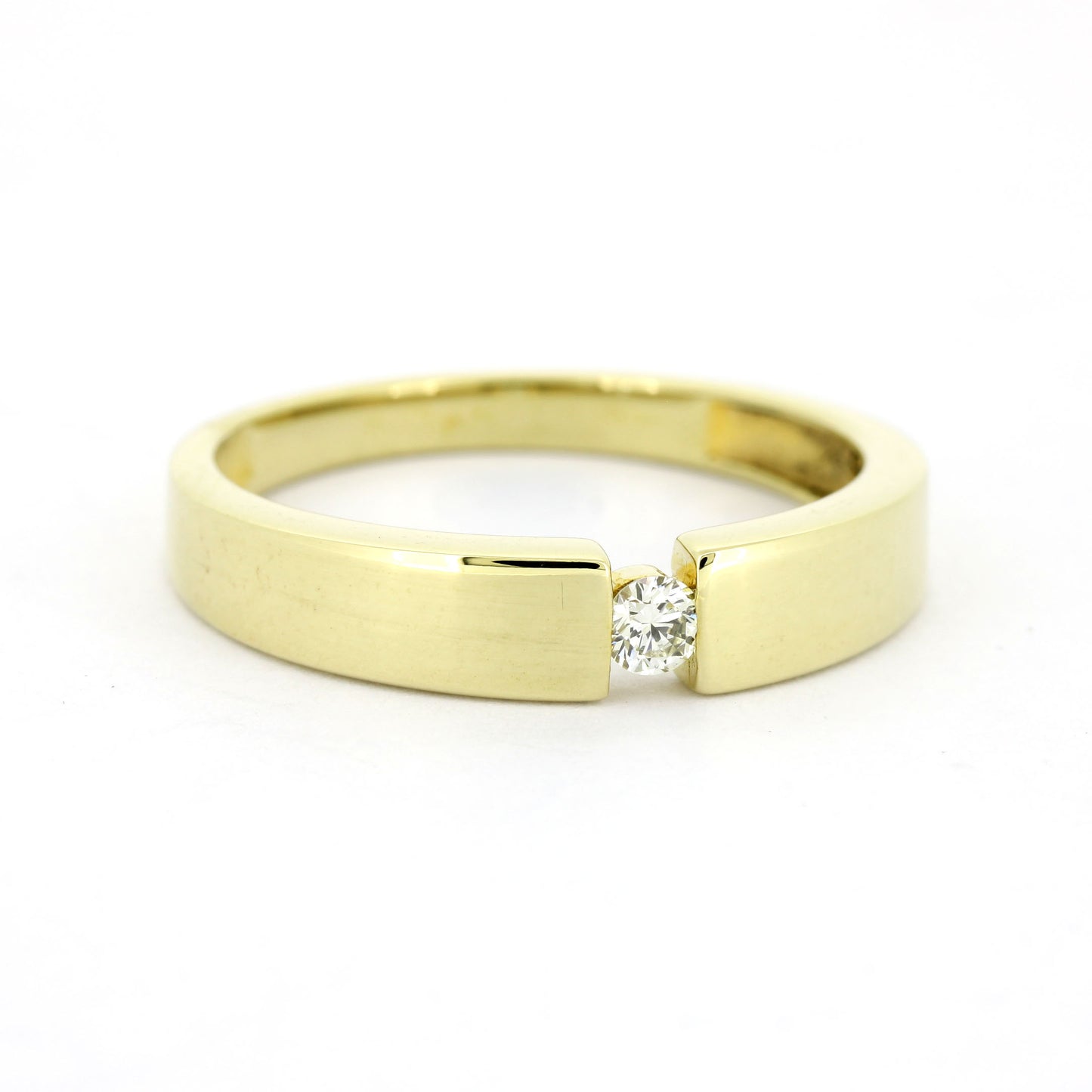 Ring 375 Gold 9 kt Gelbgold - 0,07 ct Brillanten W/SI - Wert 530,-