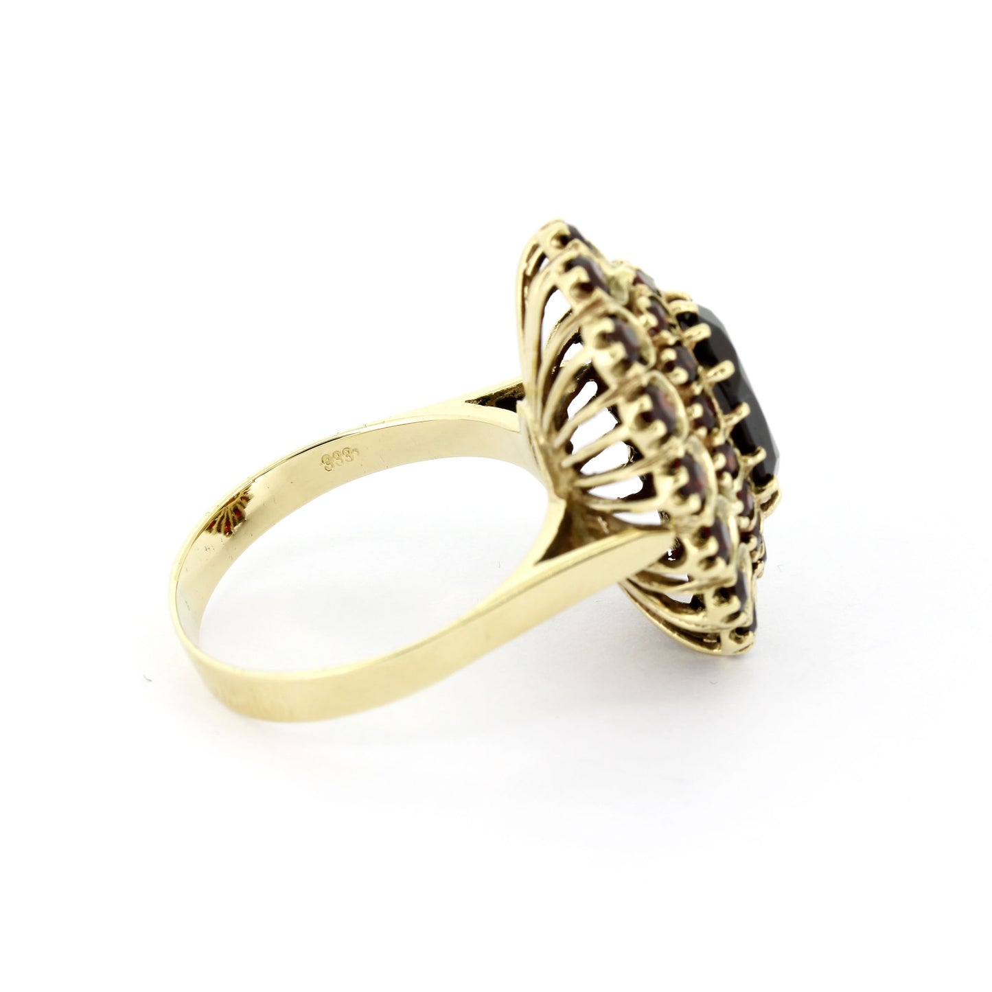 Ring 333 Gold Granat 14 Kt Gelbgold - Wert 410,-