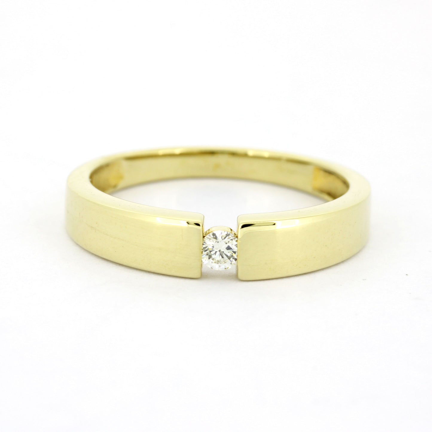 Ring 375 Gold 9 kt Gelbgold - 0,07 ct Brillanten W/SI - Wert 530,-