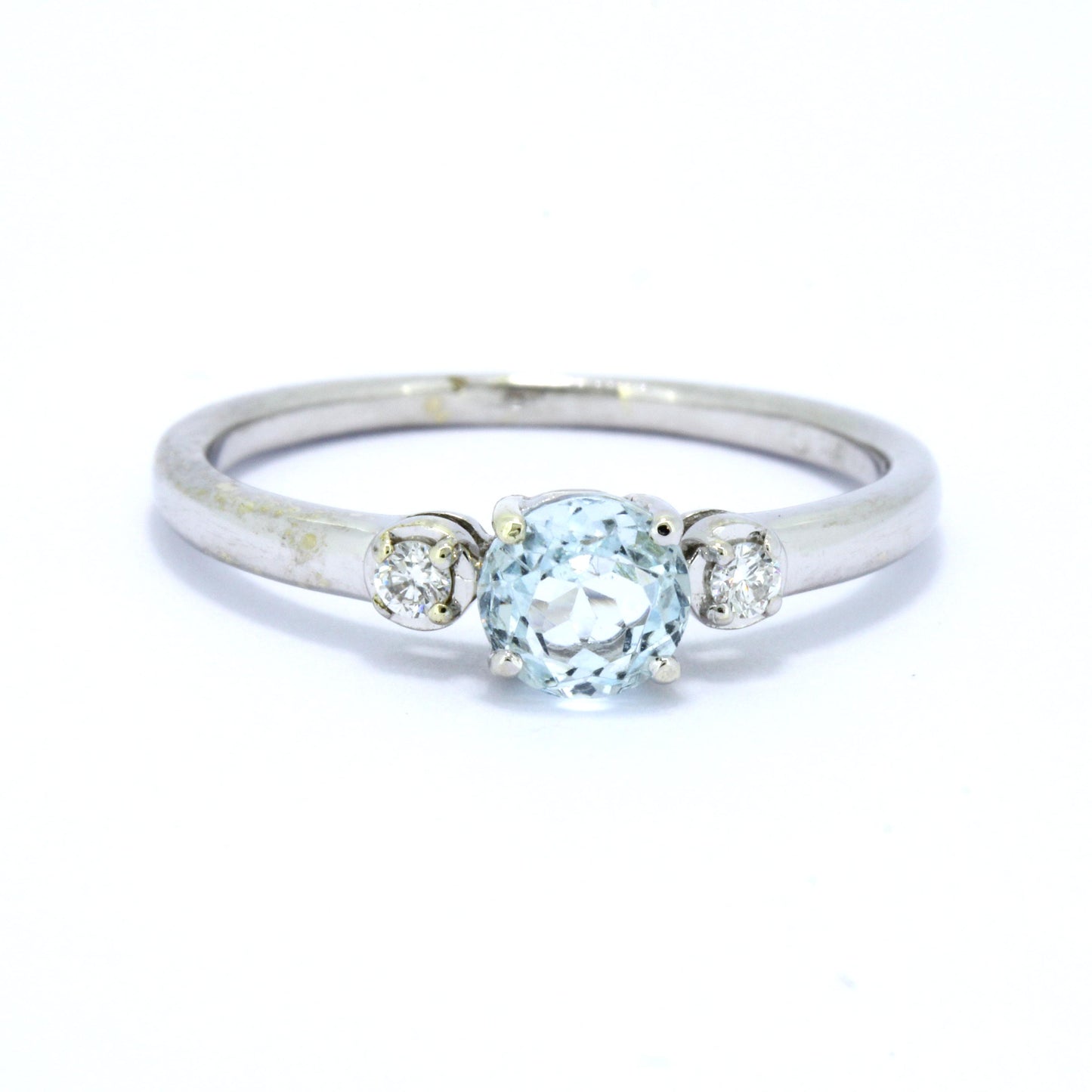 Ring 375 Gold 9 Kt mit Blautopas und Brillanten 0,04 ct Wert 190,-