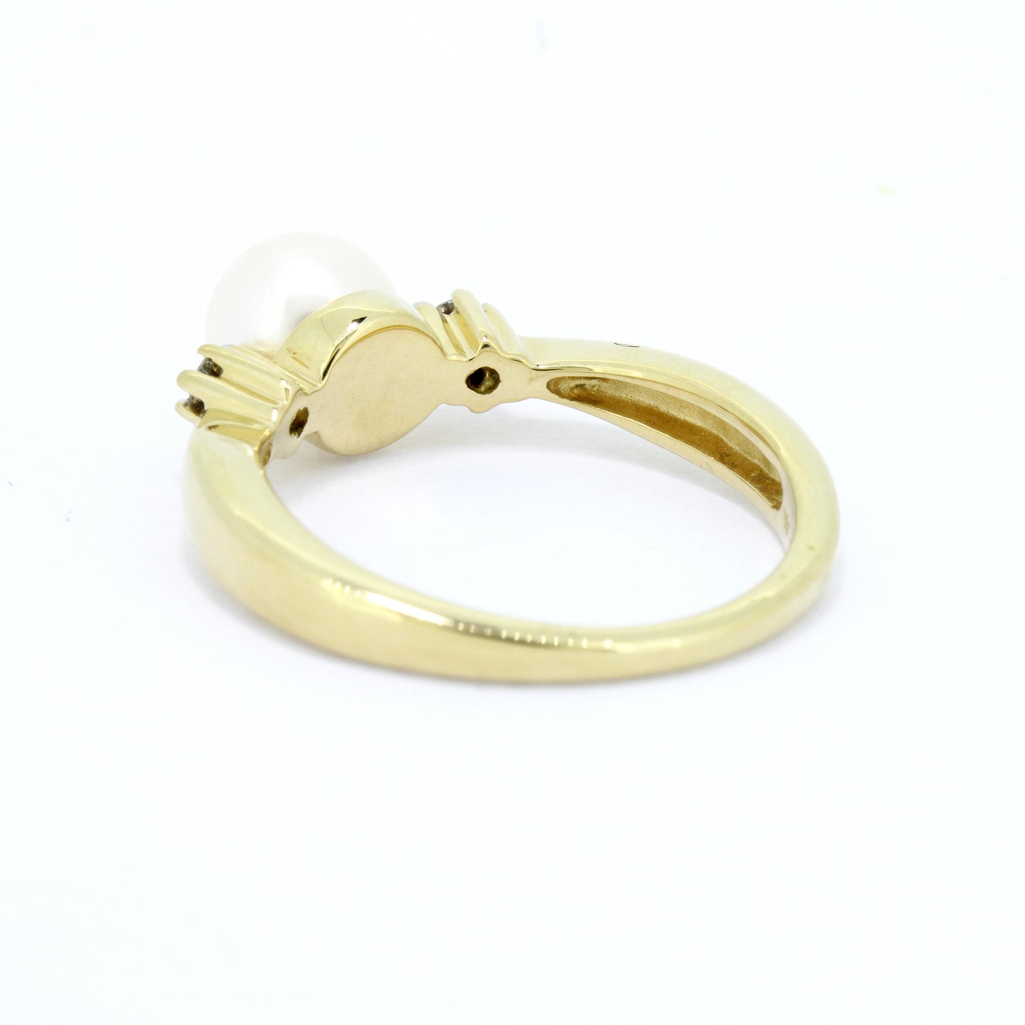 Ring 585 Gold Brillanten und Süßwasserperle 0,10 ct Wert 660,-