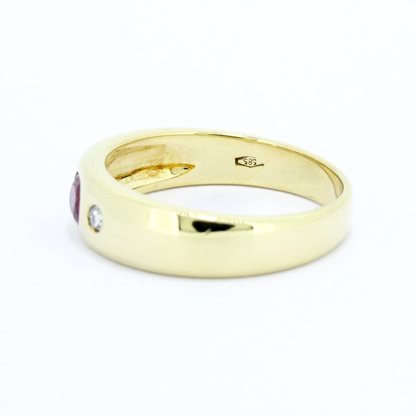 Rubin Ring 585 Gold 14 Kt Gelbgold Brillanten 0,03 ct W - SI Wert 480,-