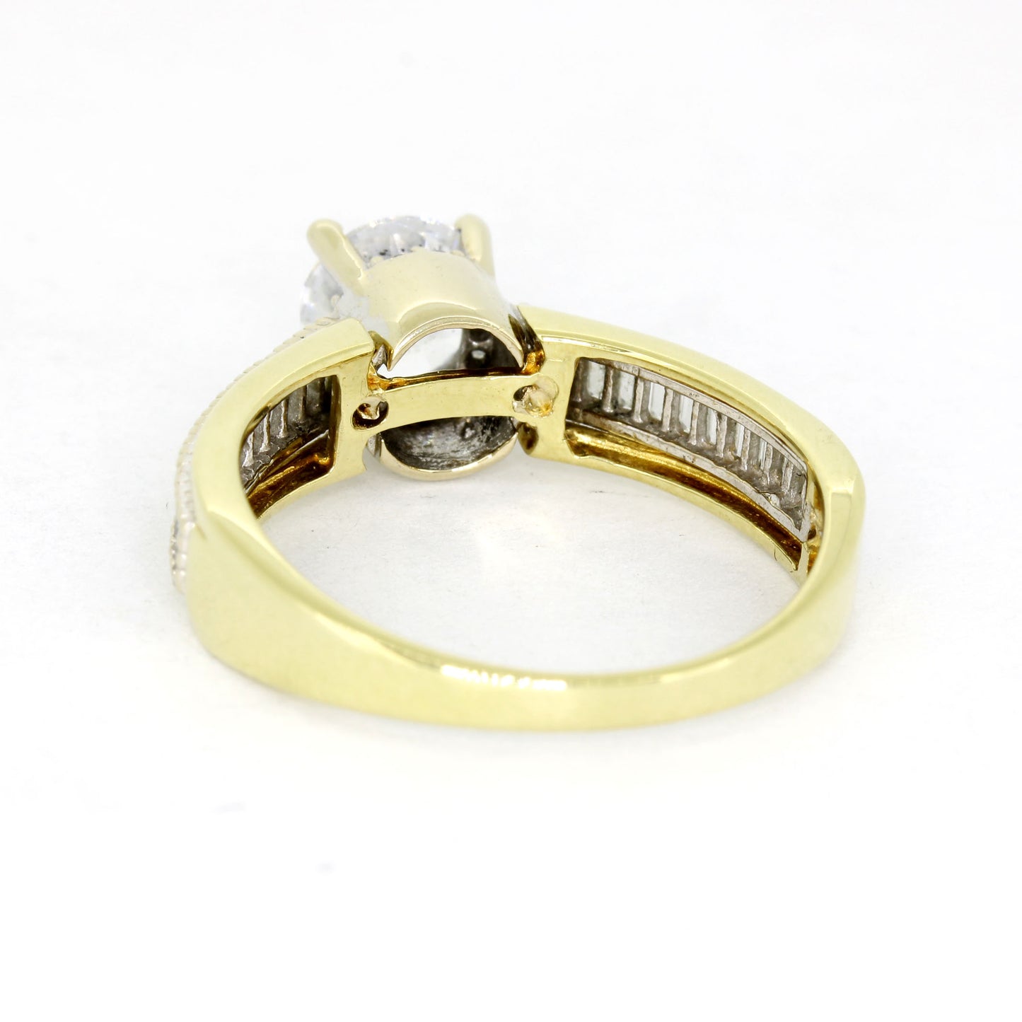 Ring 585 Gold 14 Kt Gelbgold und Weißgold - Zirkonia - Wert 800,-