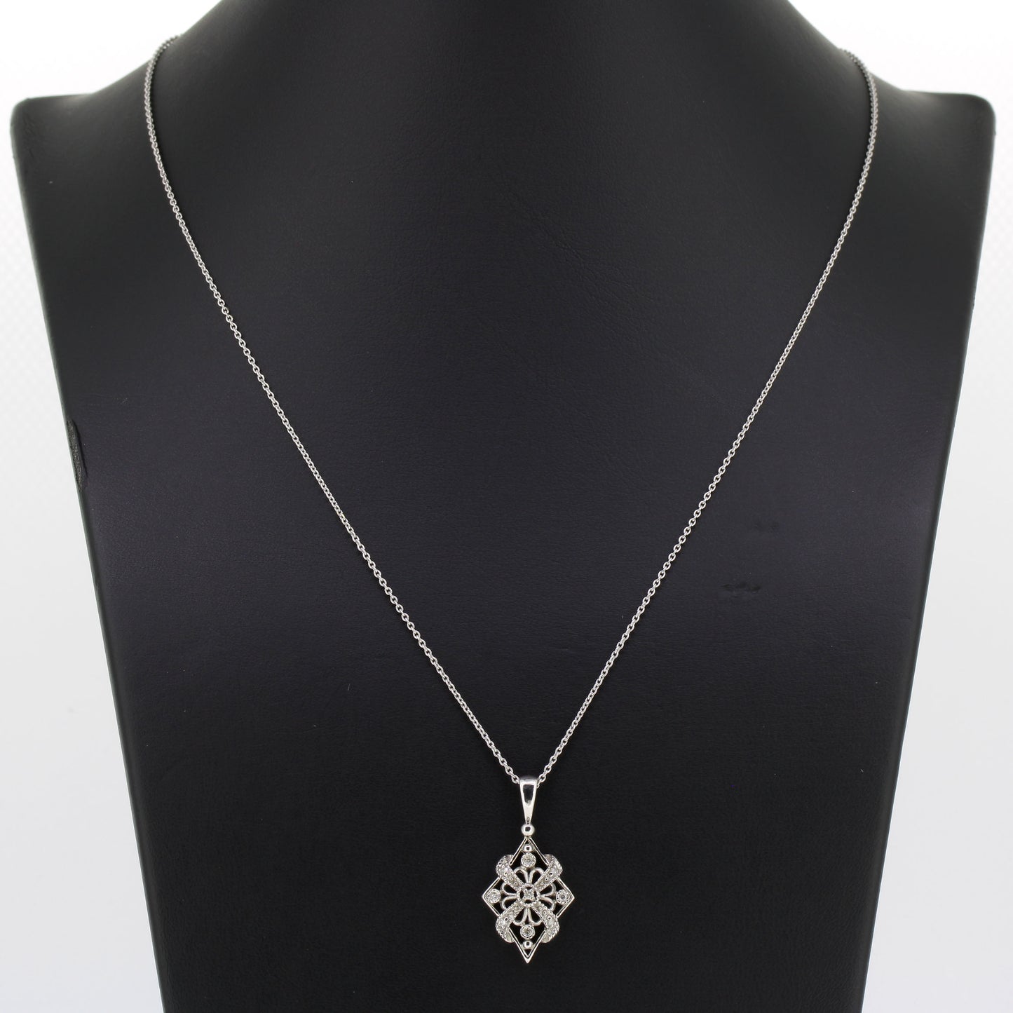 Collier 585 Gold 14 Karat Weißgold Diamanten 0,08 ct 45 cm