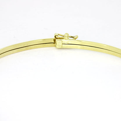 Armreif 585 Gold 14 Kt 64 x 56 mm - Brillant 0,02 ct - Wert 900,-