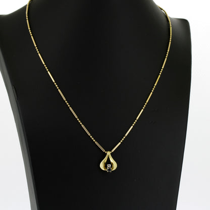 Kette mit Anhänger - 333 & 585 Gelbgold - Saphir & Zirkonia - Wert 780,-