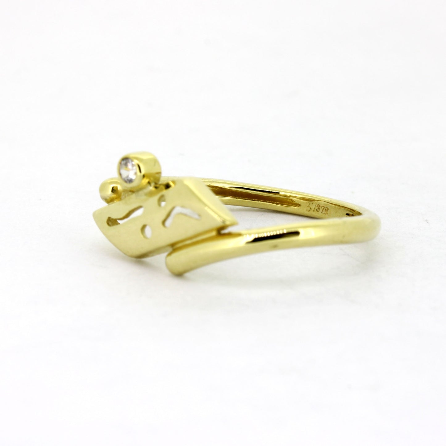 Ring 375 Gold 10 kt Gelbgold - Zirkonia- Wert 380,-