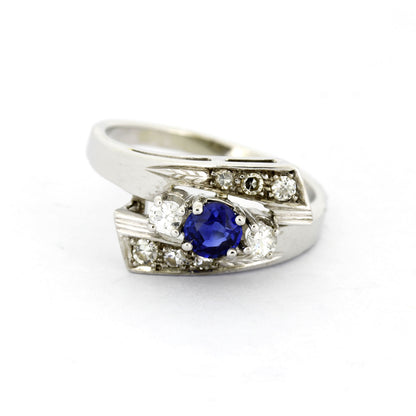 Saphir Ring 585 Weißgold 14 Kt - 6 kleine Diamanten - Wert 800,-