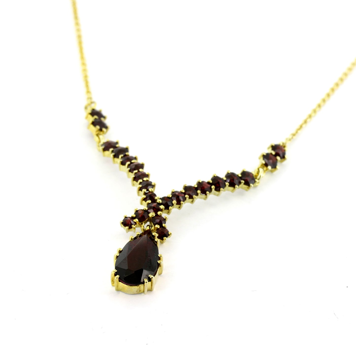 Granat Collier 333 Gold 8 kt - 46 cm lang - Wert 720,-