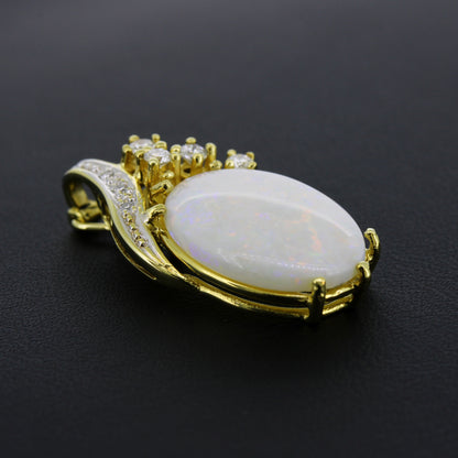 Opal Clip Anhänger 585 Gold 14 Kt - 7 Diamanten ca. 0,16 ct VS Wert 1100,-