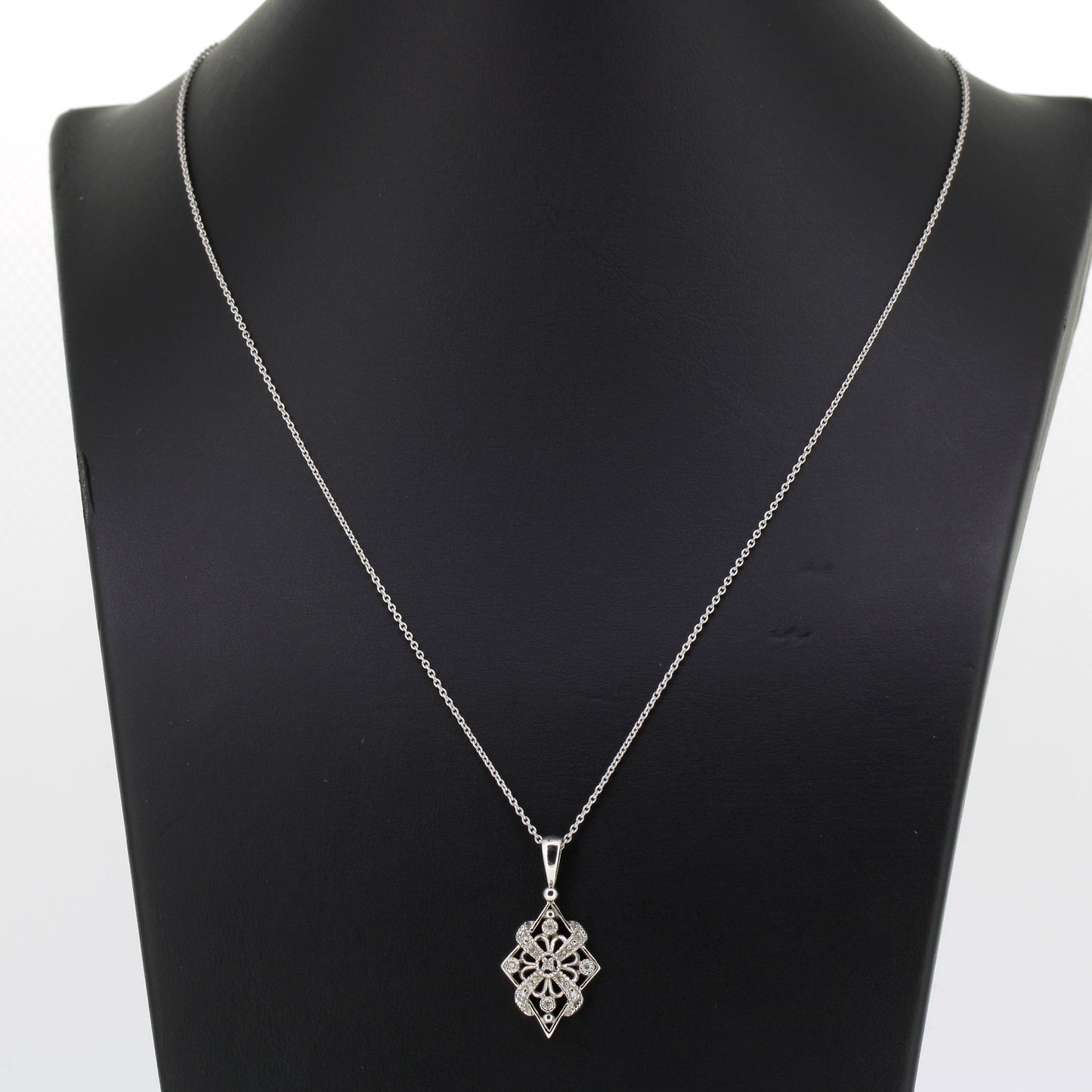 Collier 585 Gold 14 Karat Weißgold Diamanten 0,08 ct 45 cm