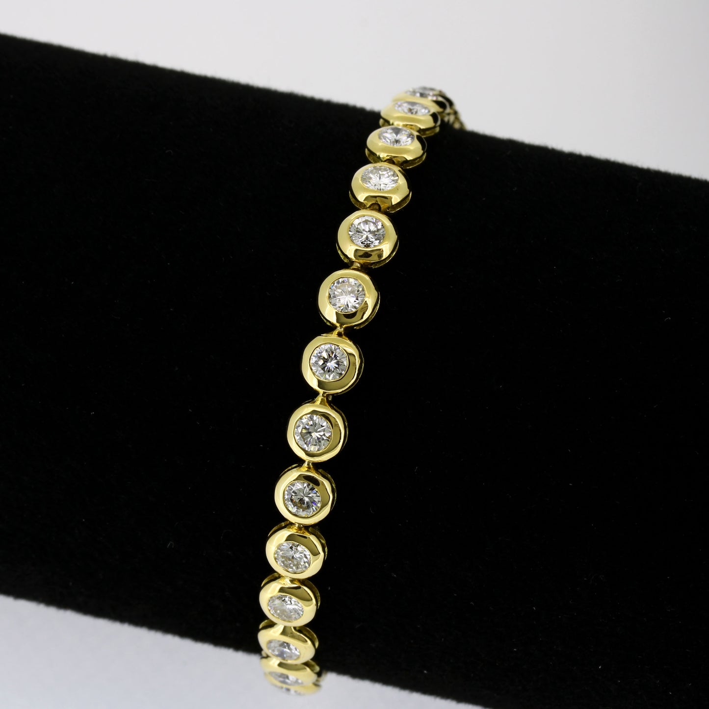 Tennis Armband 750 Gold 18 kt Gelbgold - Brillanten 4,50 ct W/SI - Wert 12400,-