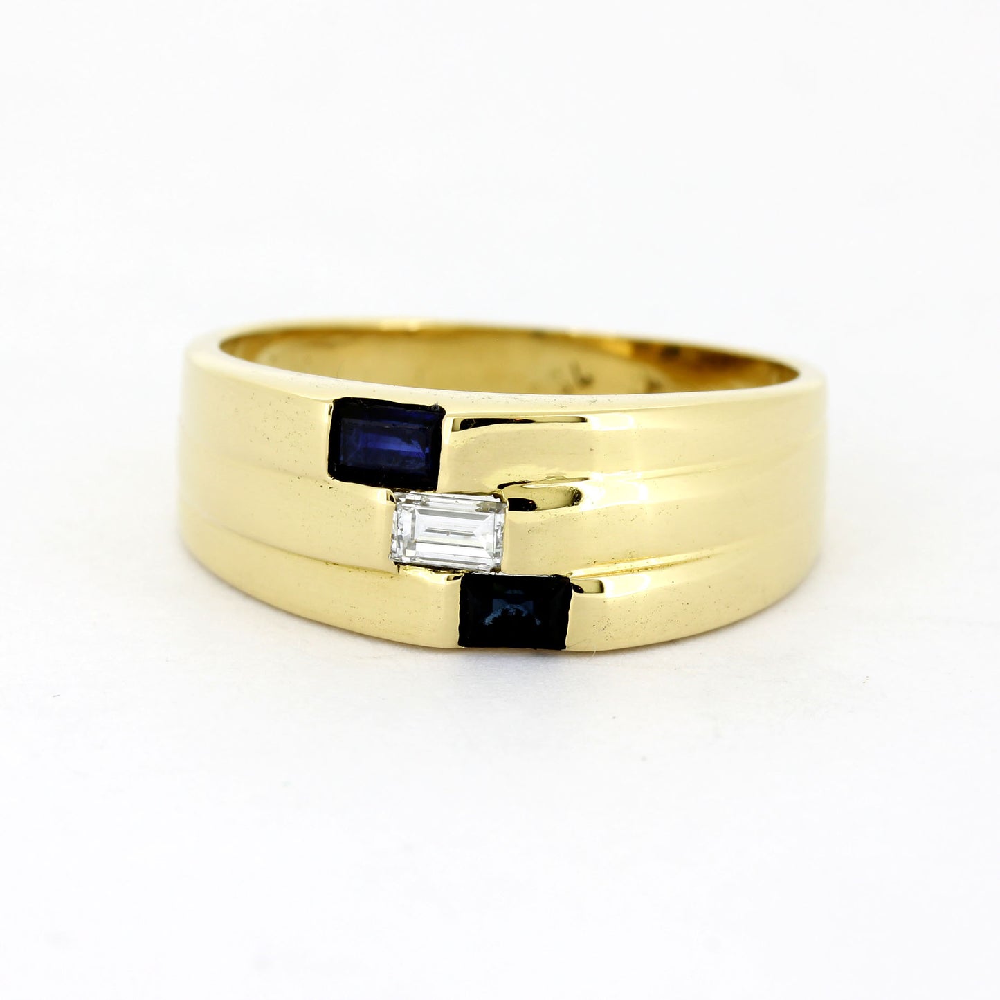 Ring 750 Gelbgold 18 Kt mit Diamant Baguette Schliff & Saphiren - Wert 1380,-