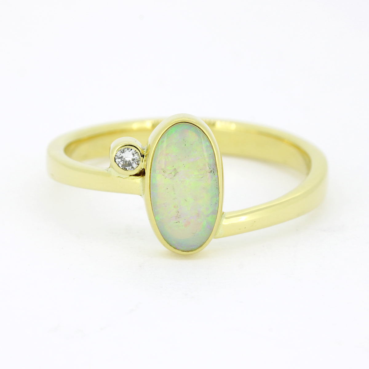 Ring 585 Gold 14 Karat Gelbgold Opal, Brillant 0,03 ct Gr. 59 - Wert 880,-