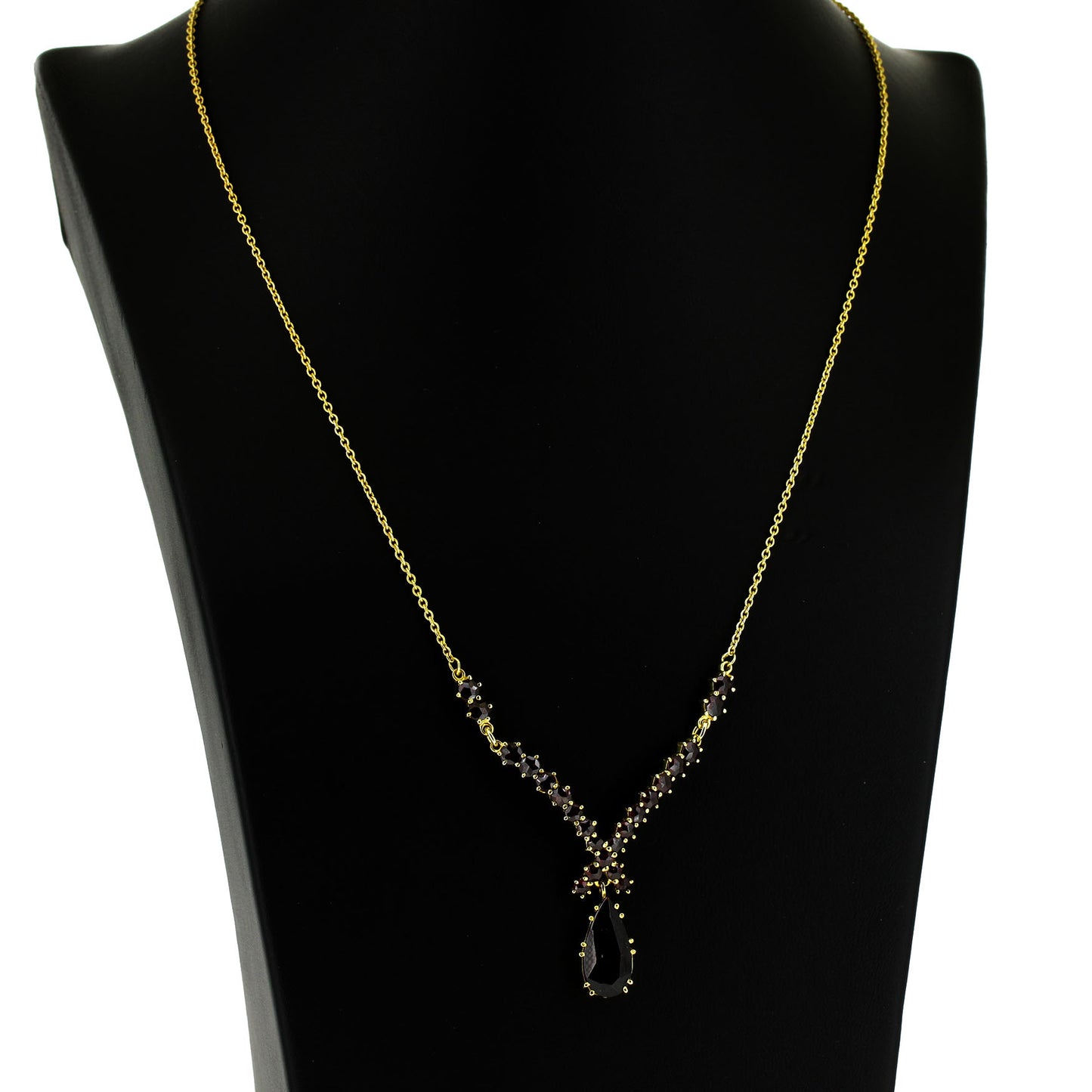 Granat Collier 333 Gold 8 kt - 46 cm lang - Wert 720,-