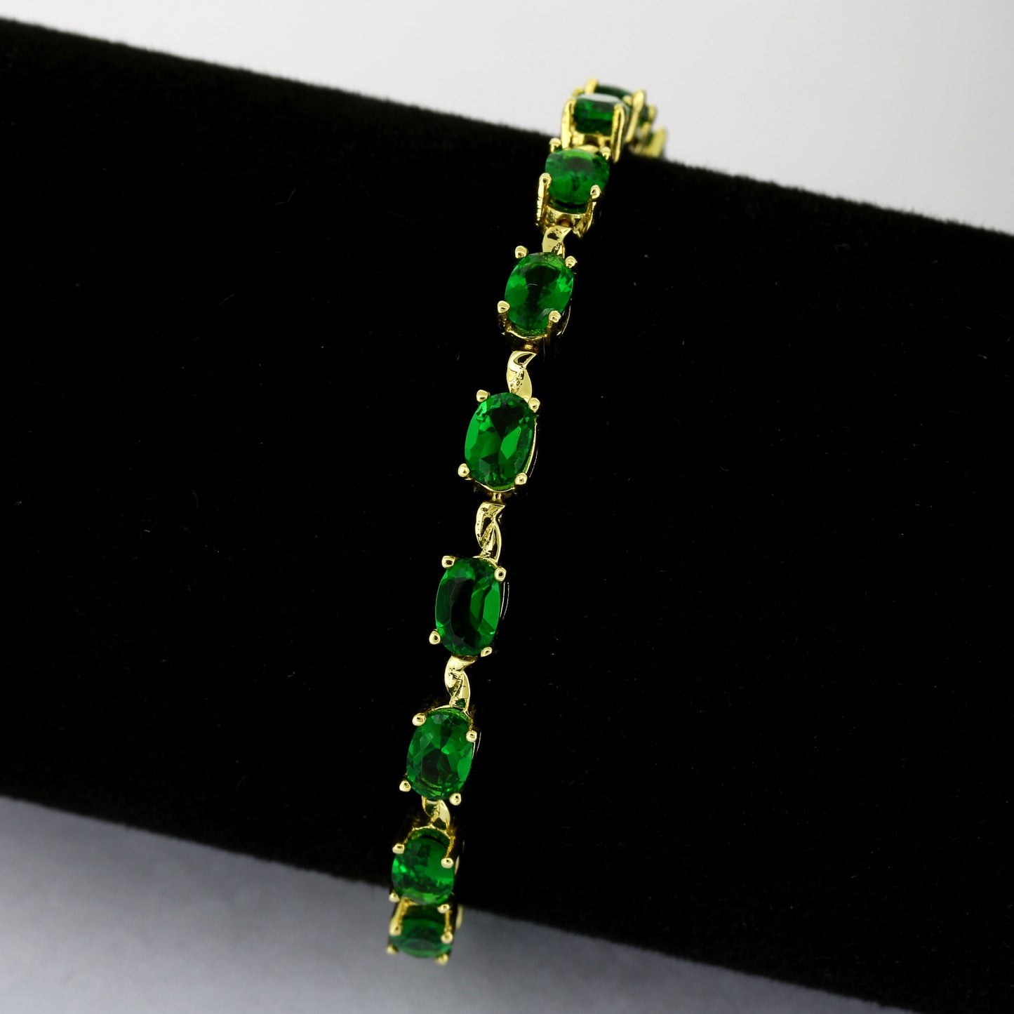 Armband 585 Gold 14 kt - 19,5 cm lang - Grüne Zirkonia - Wert 1500,-