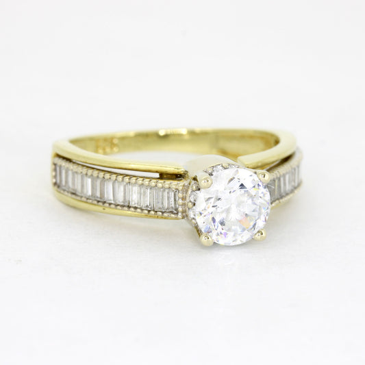 Ring 585 Gold 14 Kt Gelbgold und Weißgold - Zirkonia - Wert 800,-
