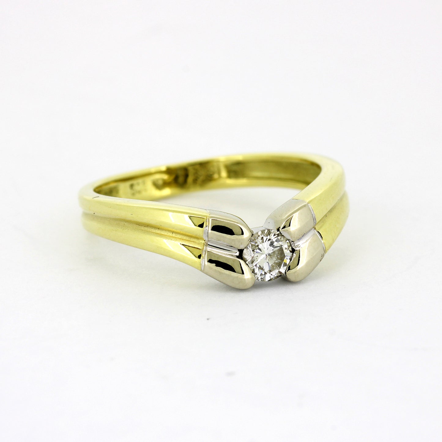 Ring 585 Gold 14 kt - Brillant 0,15 ct W/SI - Wert 740,-